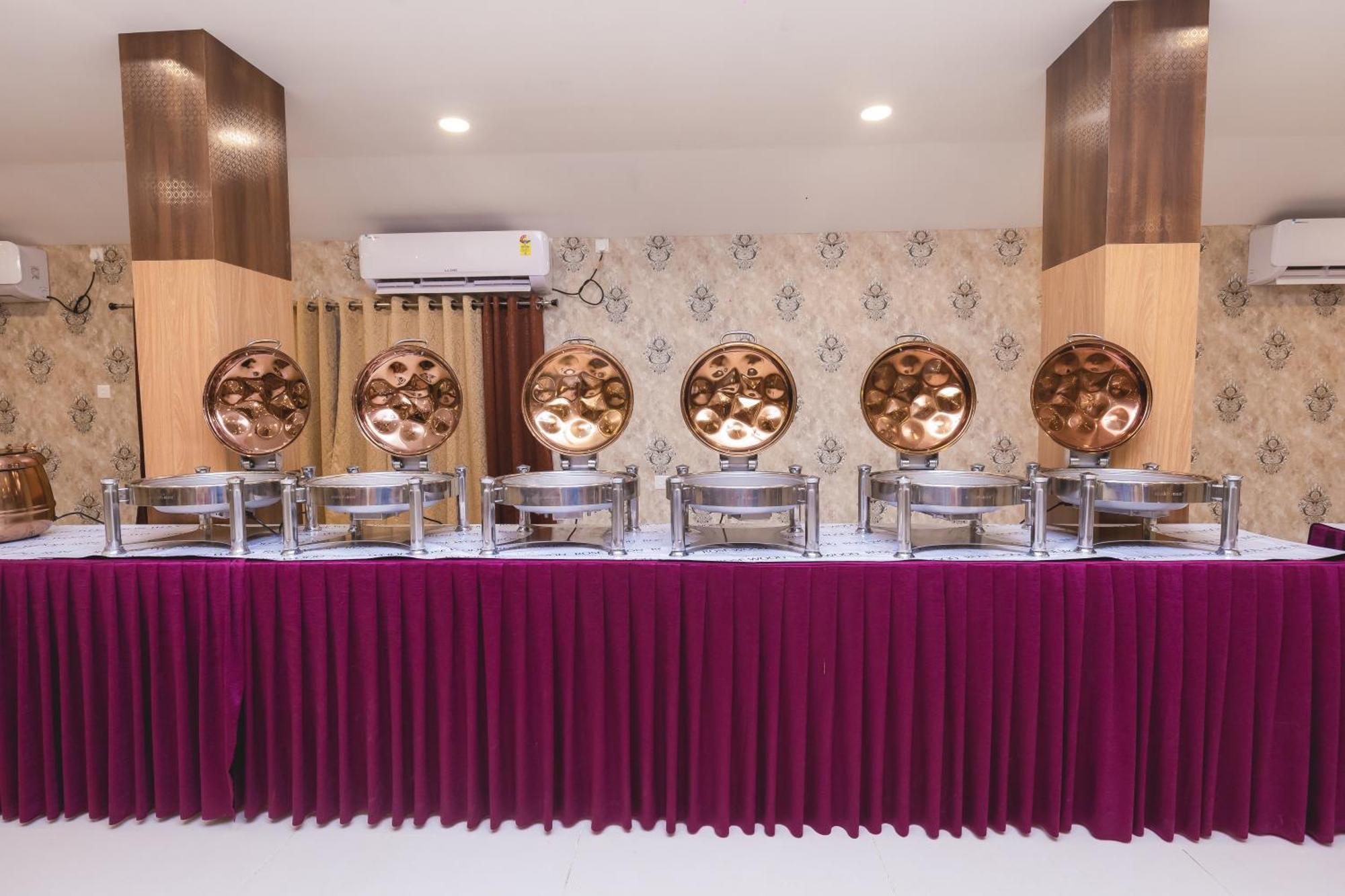 Rosewood Luxury Hotel Bhubaneswar Exterior foto