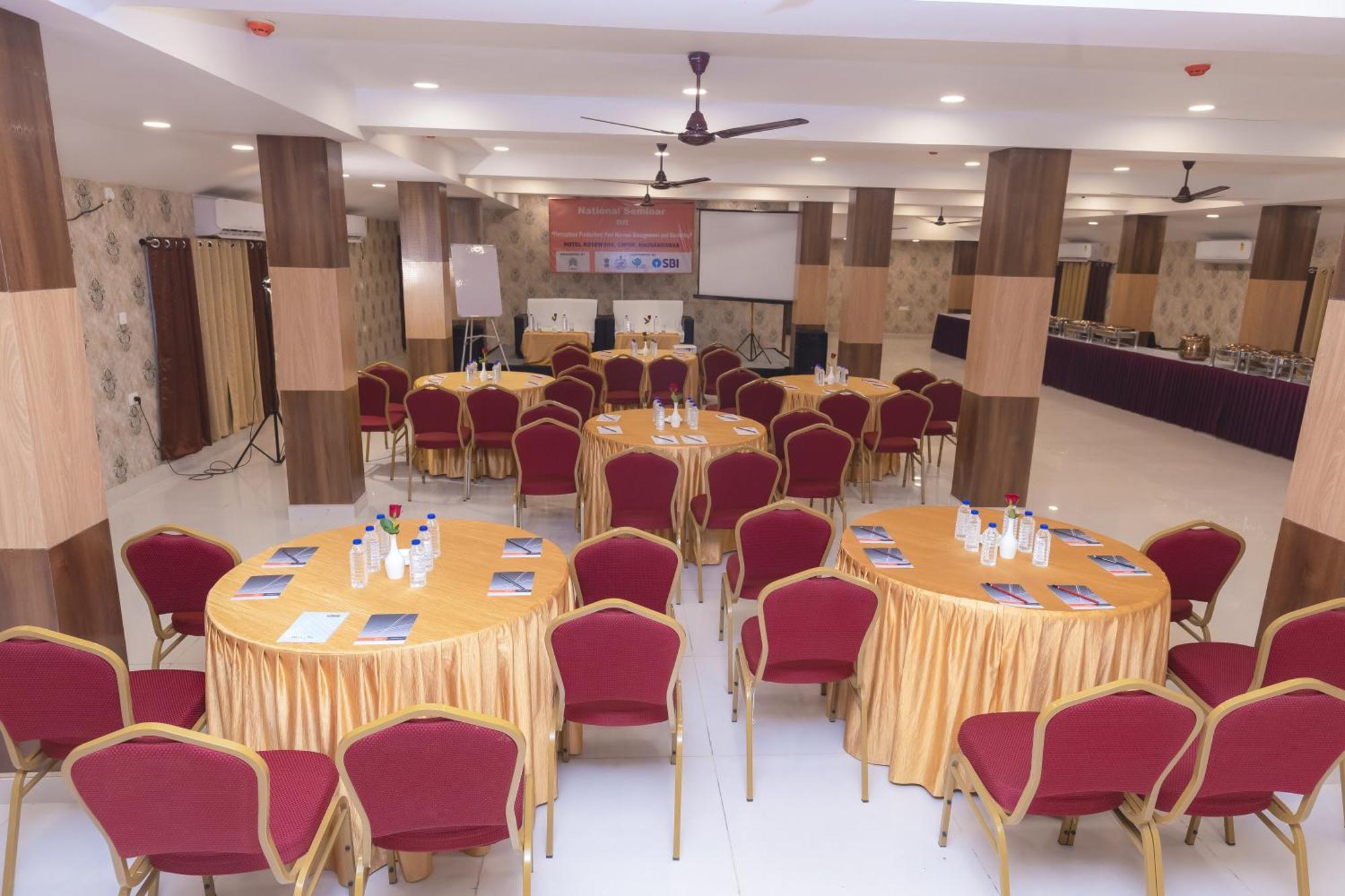 Rosewood Luxury Hotel Bhubaneswar Exterior foto